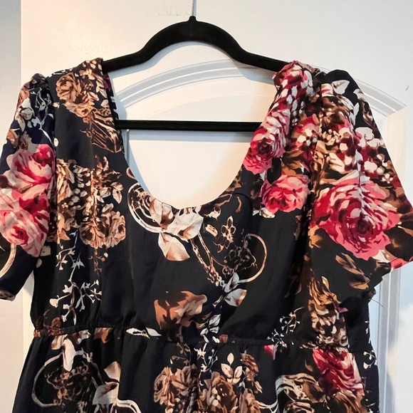 Floral Print Dress with Ruffle Hem - Picture 5 of 10
